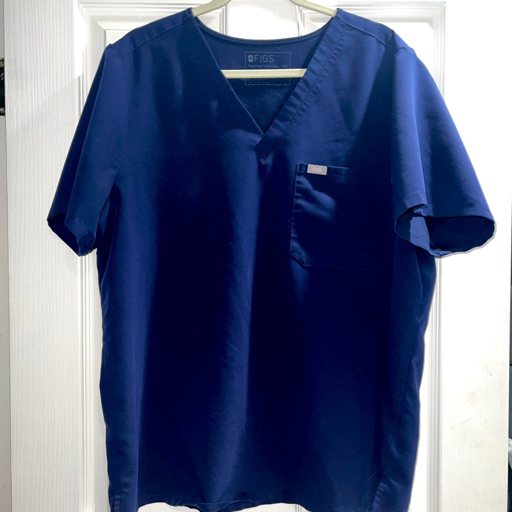 XXL FIGS Scrub Top